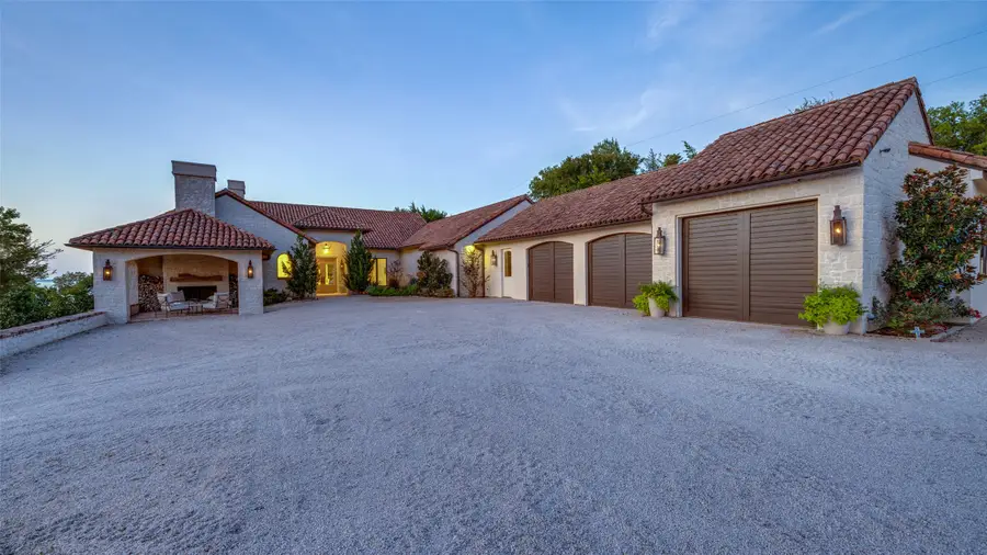 385 Lakeview Drive, Denison, TX 75020 - #2