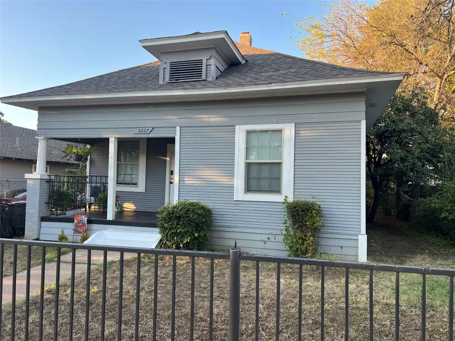 3227 Avenue I, Fort Worth, TX 76105 - #2