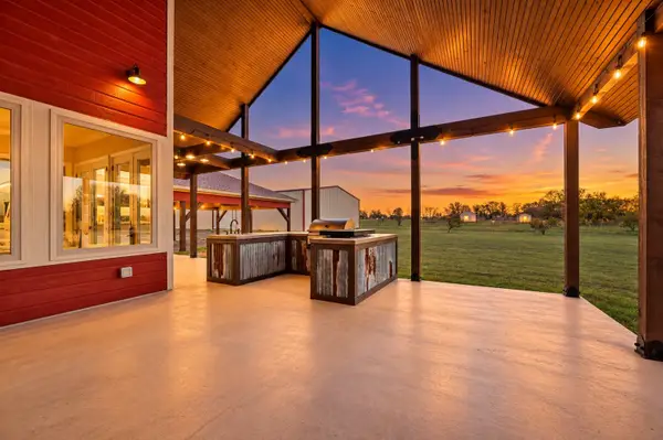 168 Hawk Ridge Road, Decatur, TX 76234