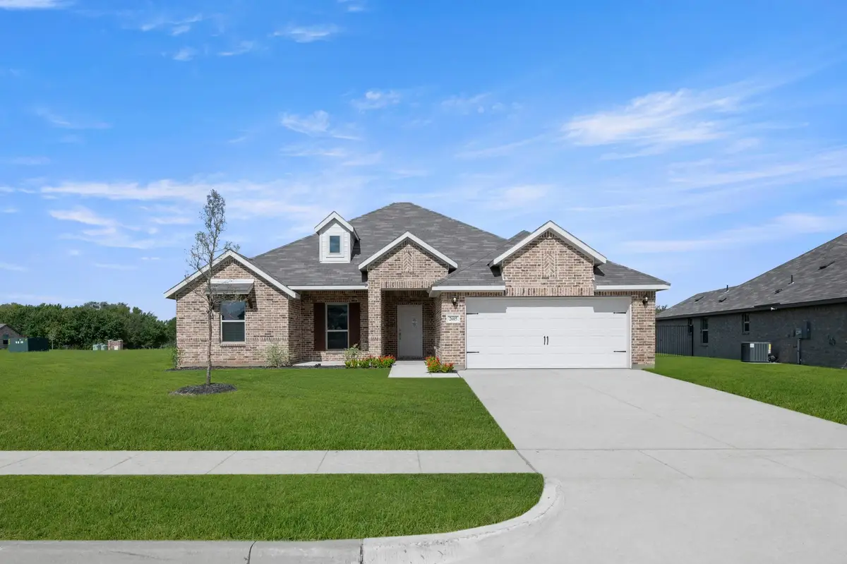 2605 River Bank Drive, Burleson, TX 76028 - #1