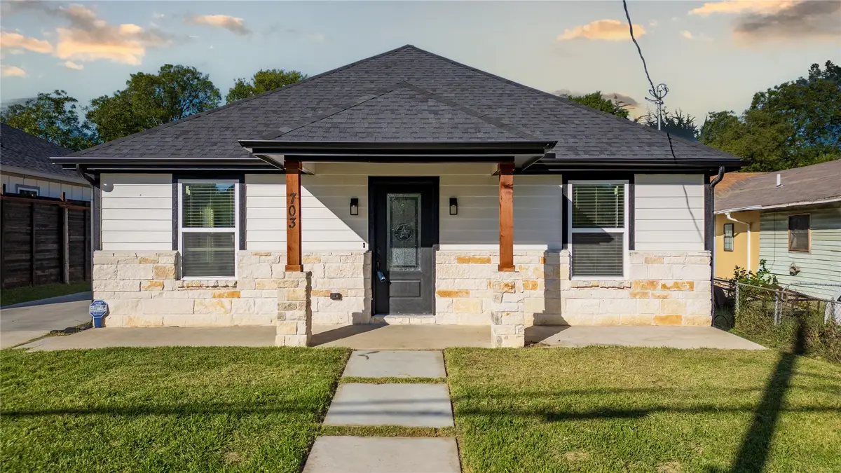 703 N Dwight Avenue, Dallas, TX 75211 - #1