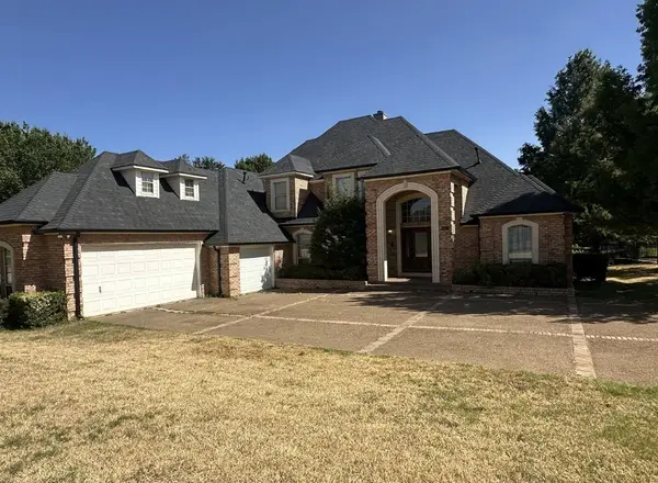 6542 Potomac Parkway, Arlington, TX 76017