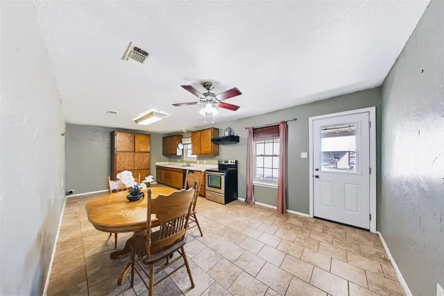 560 Green Acres Road, Weatherford, TX 76088 - #3