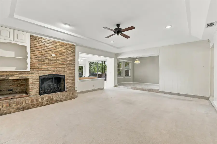 212 Heneretta Drive, Hurst, TX 76054 - #3