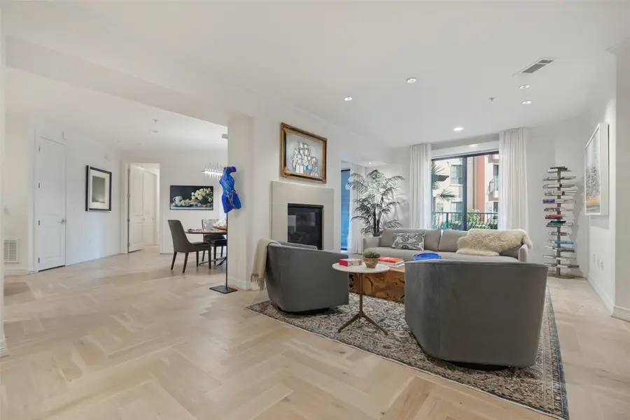 8616 Turtle Creek Boulevard #214, Dallas, TX 75225 - #3