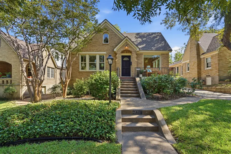 1138 N Edgefield Avenue, Dallas, TX 75208 - #3