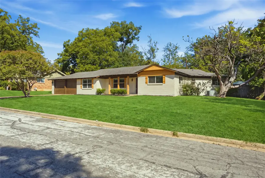 516 Caduceus Lane, Hurst, TX 76053 - #3