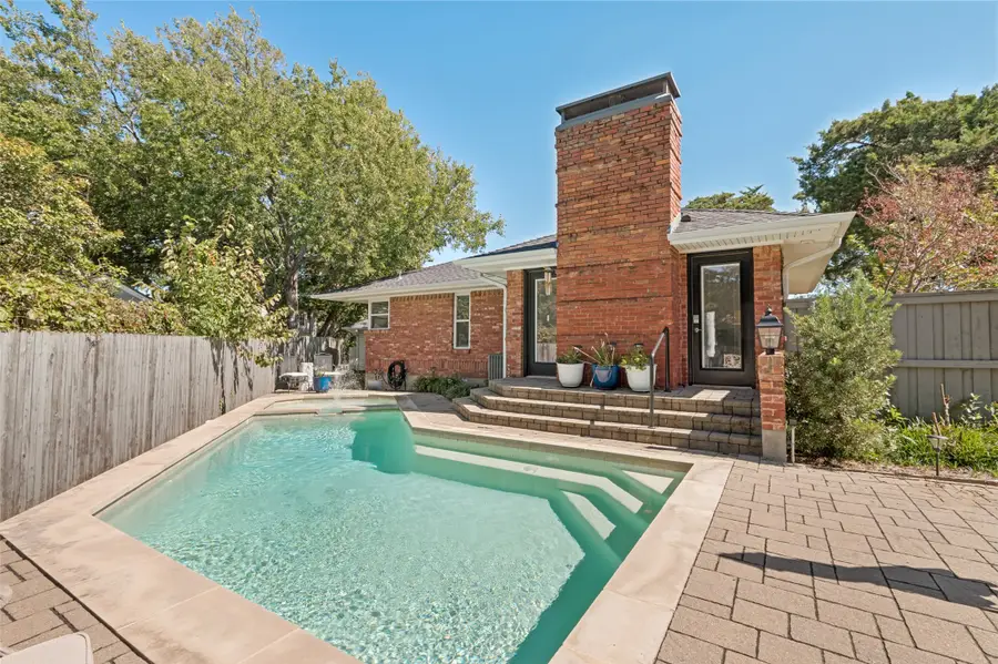 447 W Colorado Boulevard, Dallas, TX 75208 - #3