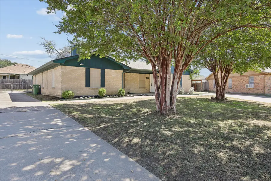7726 Jennifer Lane, North Richland Hills, TX 76182 - #3