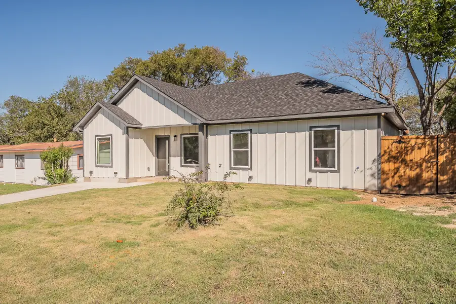 1019 Newby Avenue, Bridgeport, TX 76426 - #2