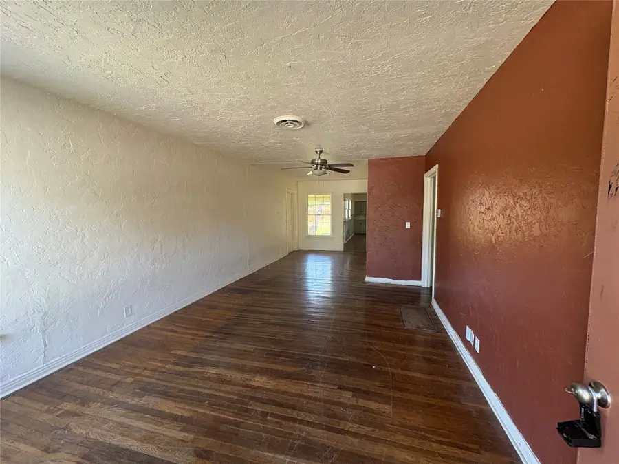 5037 Fairfax Street, Fort Worth, TX 76116 - #2
