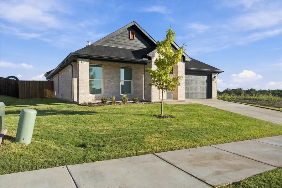 4215 Hummingbird Drive, Sherman, TX 75092 - #2