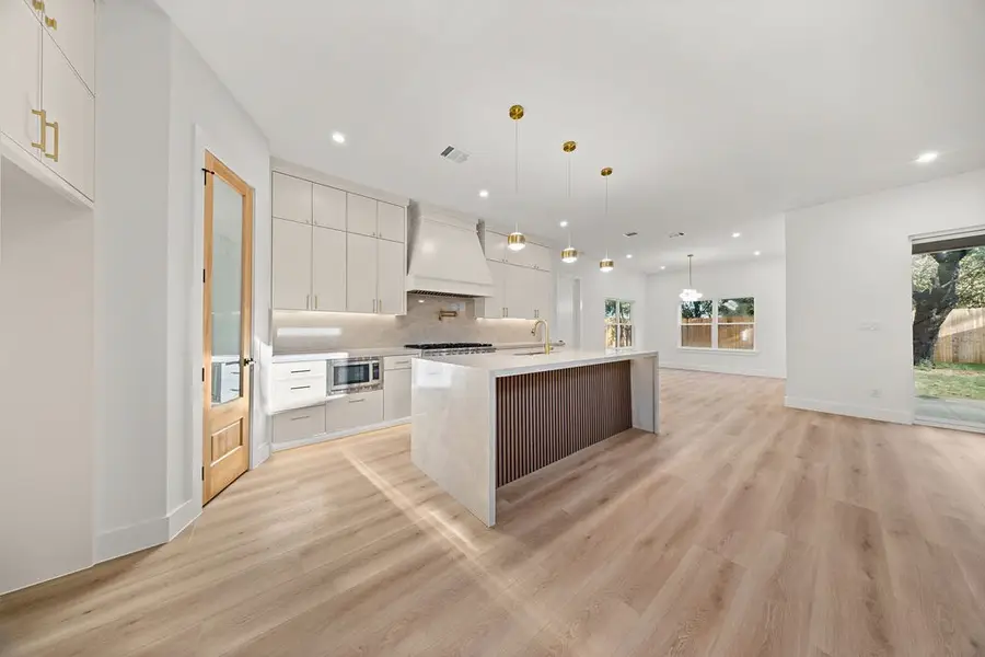 1727 Toronto Street, Dallas, TX 75212 - #3