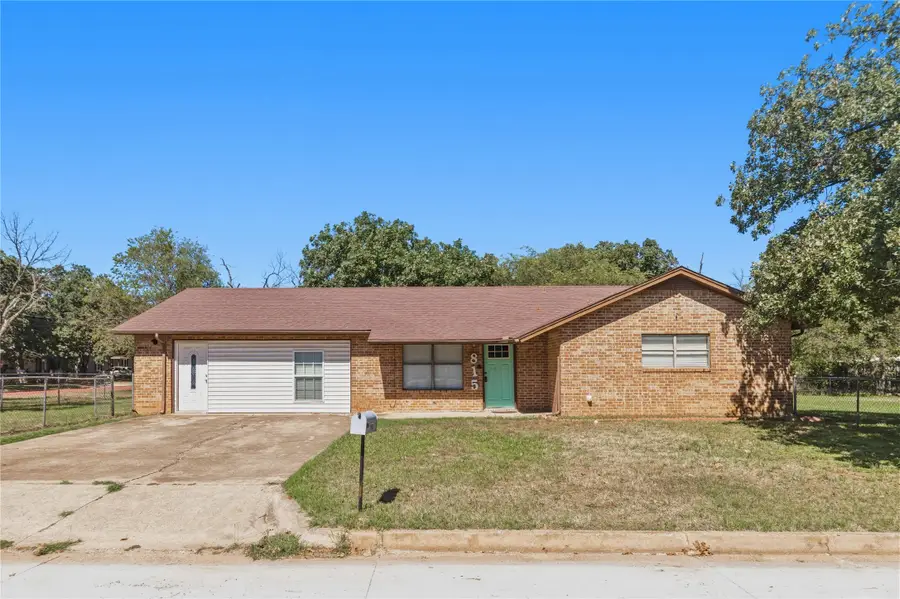 815 W Patterson Street, Eastland, TX 76448 - #2