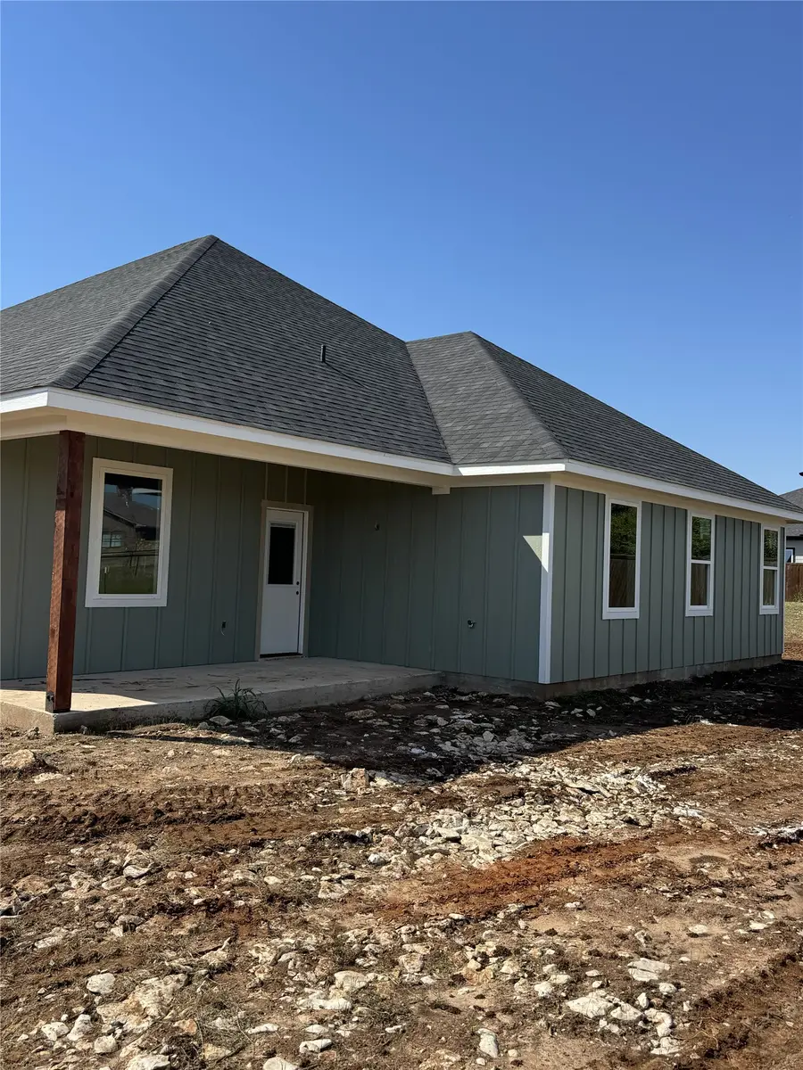 424 Cirrus Circle, Muenster, TX 76252 - #2