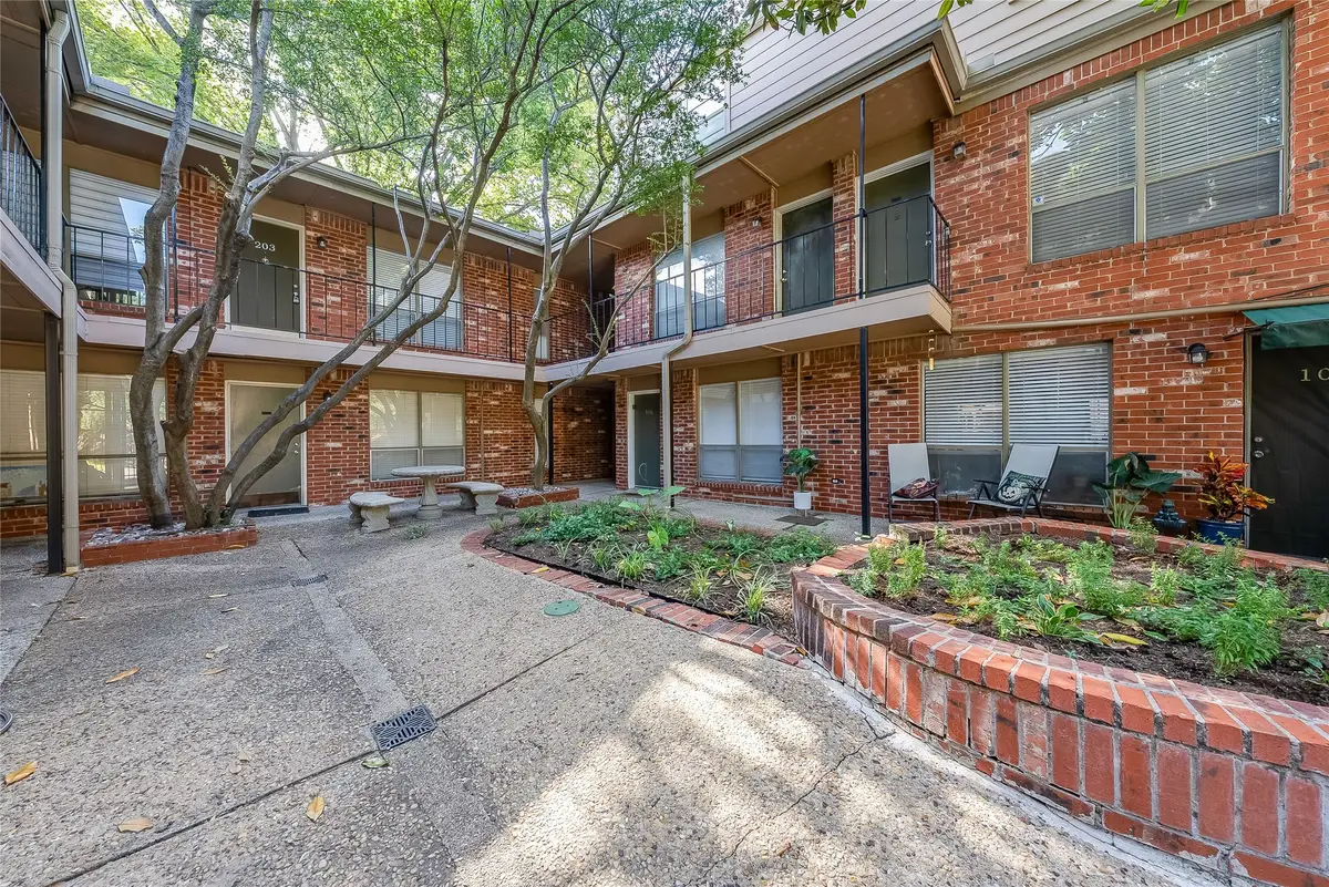 4525 Gilbert Avenue #201, Dallas, TX 75219 - #1