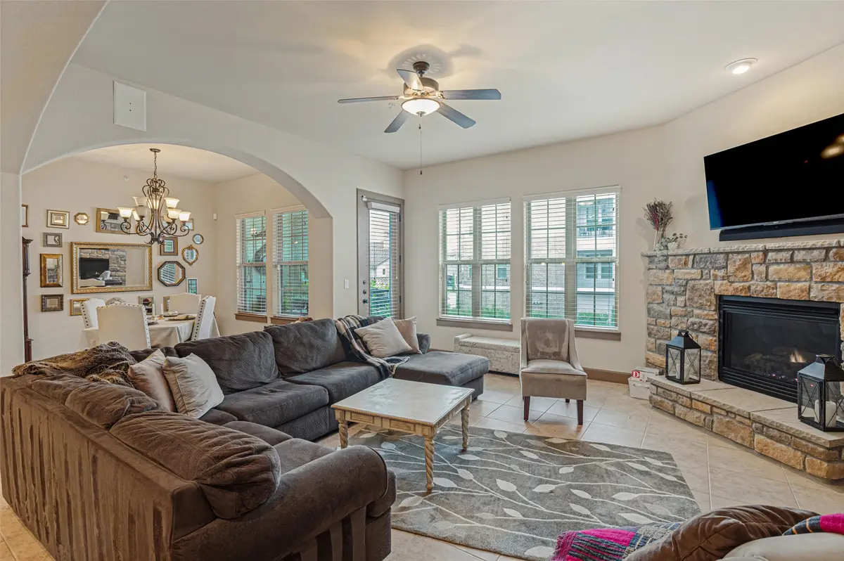 610 Via Ravello #212, Irving, TX 75039 - #1