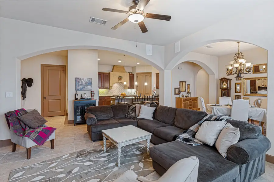 610 Via Ravello #212, Irving, TX 75039 - #3