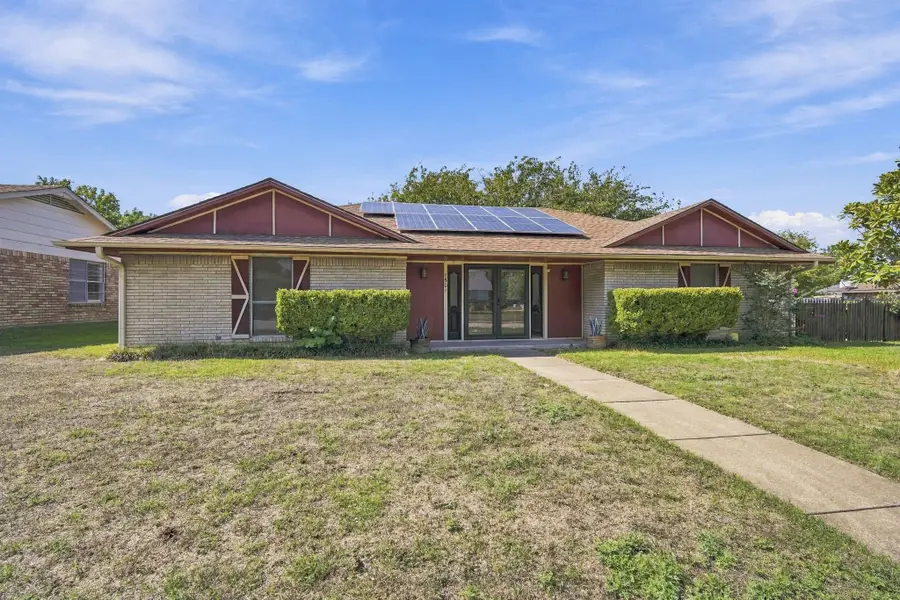 1501 Meadow Court, Midlothian, TX 76065 - #2