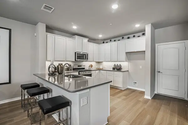 269 Territory Trail #25, Fort Worth, TX 76120