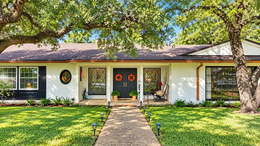 1650 Azteca Drive, Fort Worth, TX 76112 - #2