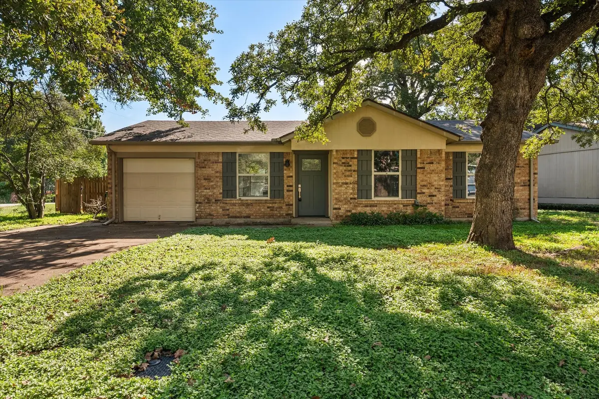 5701 Guildwood Drive, Arlington, TX 76017 - #1