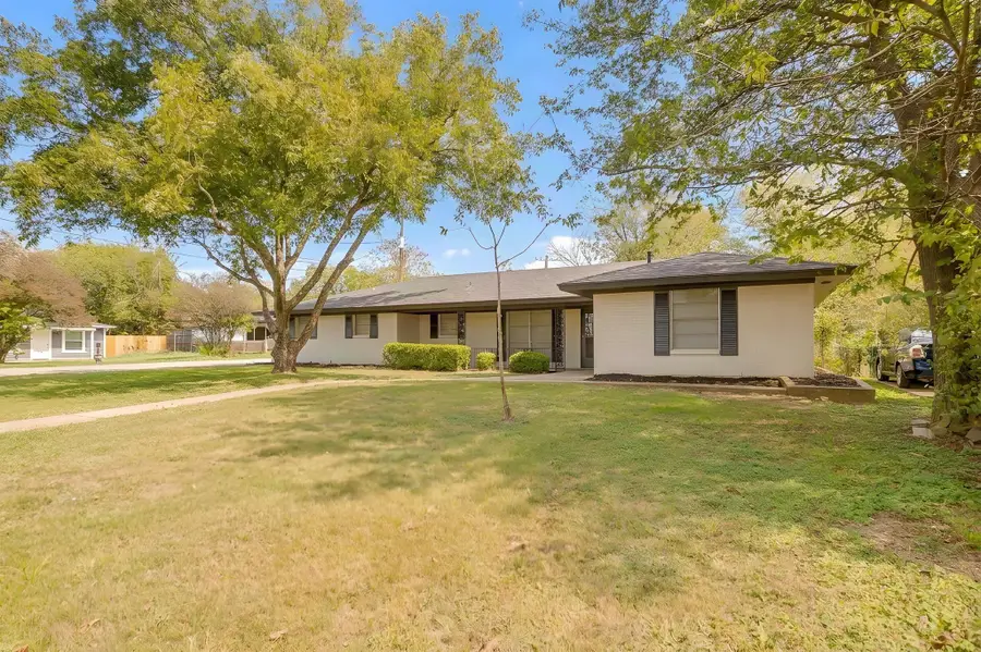 412 N Cummings Drive, Alvarado, TX 76009 - #2