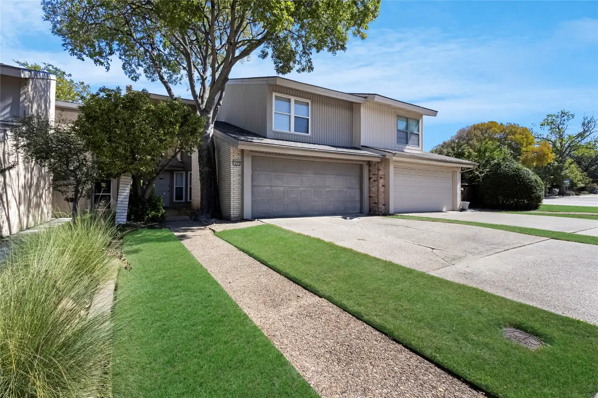 2902 Country Place Circle, Carrollton, TX 75006 - #1