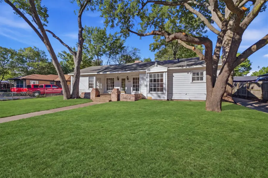 1420 N Shannon Street, Sherman, TX 75092 - #3