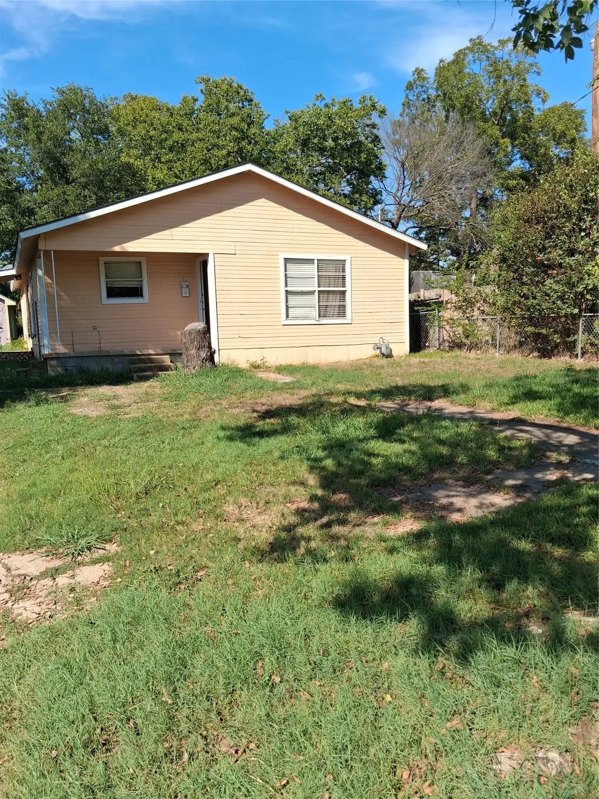 319 W Moore Street, Sherman, TX 75090 - #1