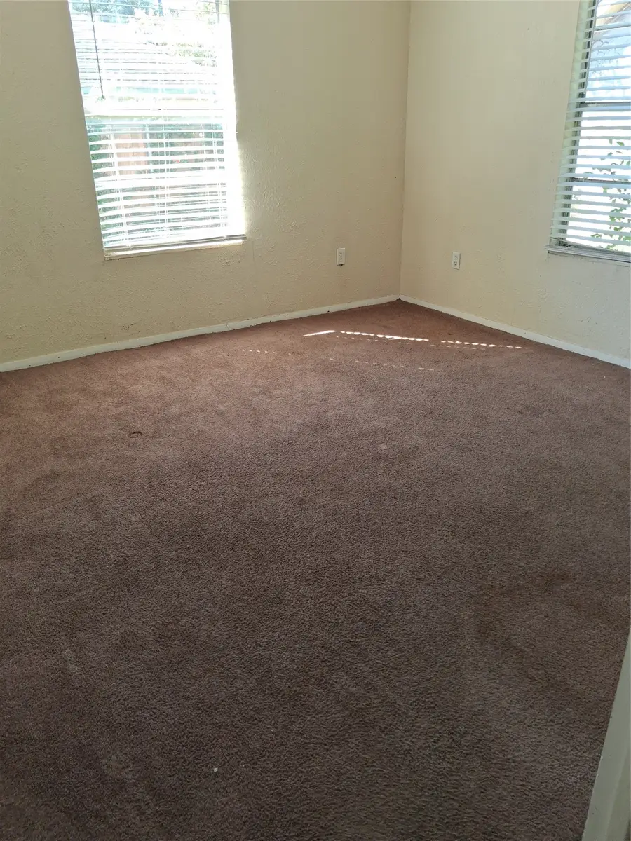 319 W Moore Street, Sherman, TX 75090 - #3