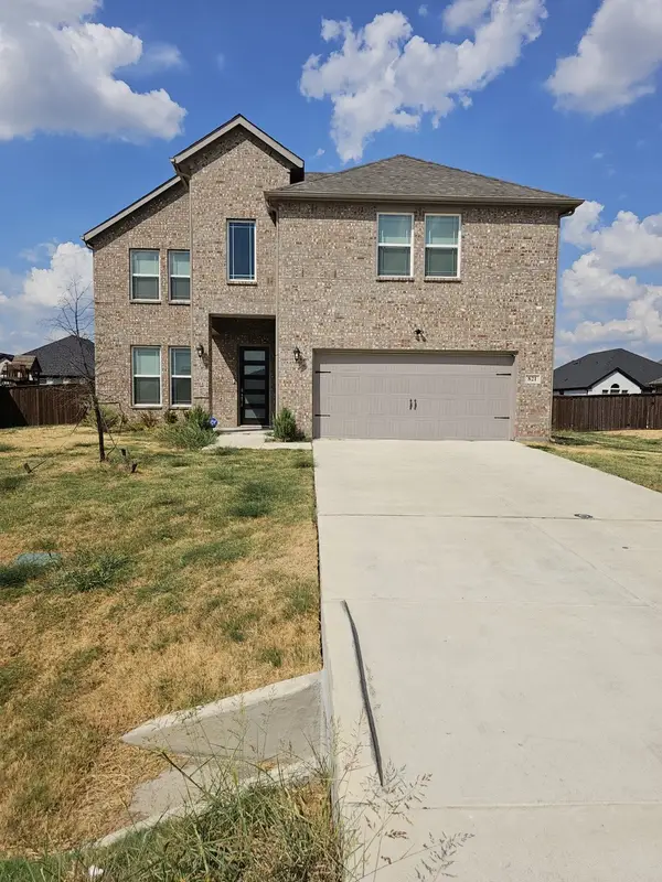 821 Wolf Springs Road, Ferris, TX 75125