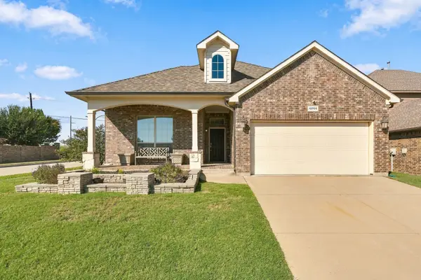 12701 Diamond Peak Drive, Fort Worth, TX 76177