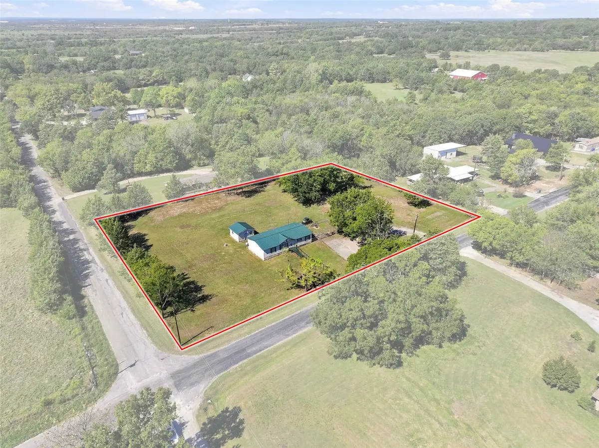 3111 Preston Road, Denison, TX 75020 - #1