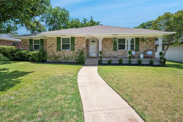 8426 Baumgarten Drive, Dallas, TX 75228