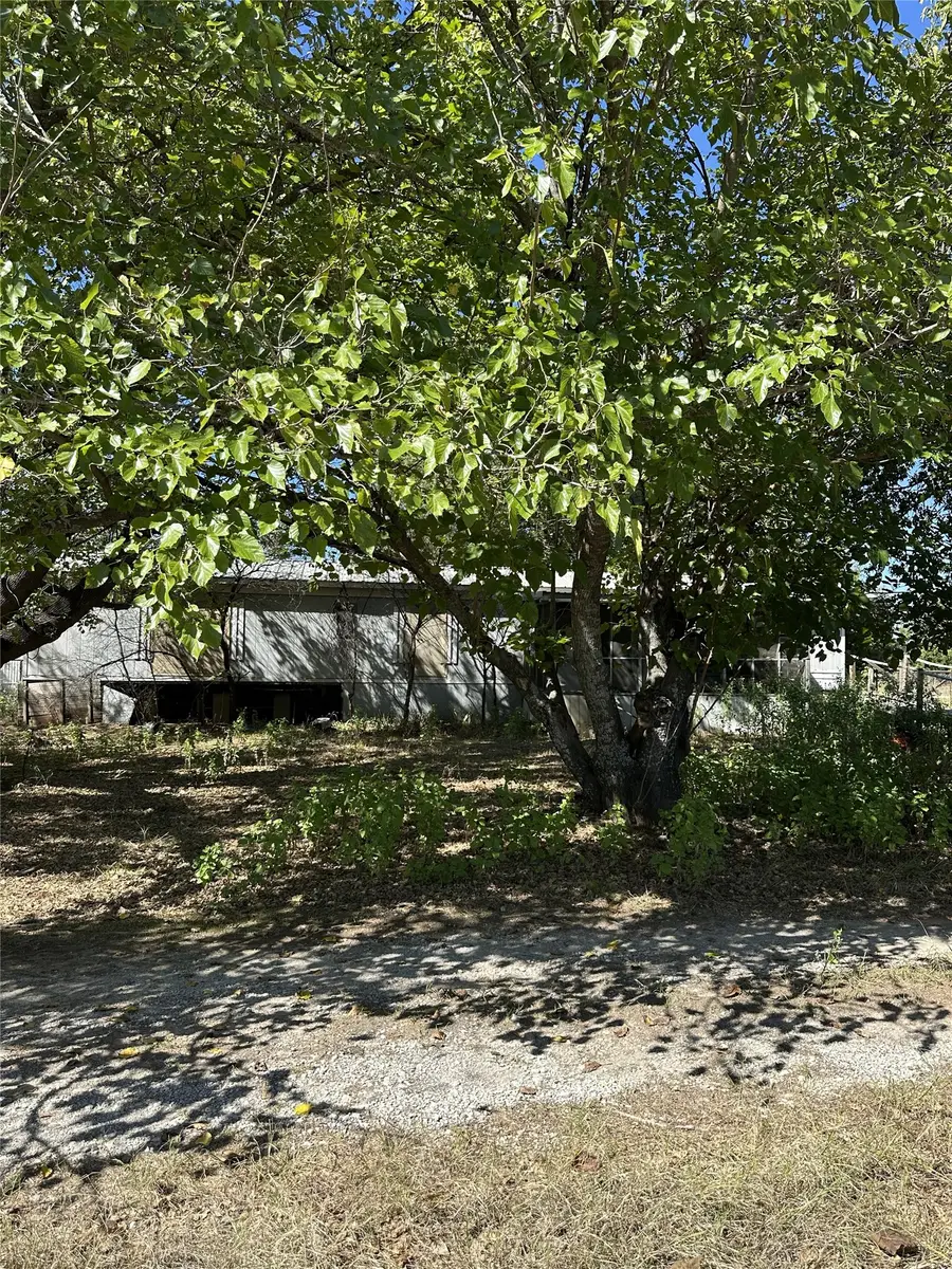 172 Blackfoot Trail, Weatherford, TX 76087 - #3