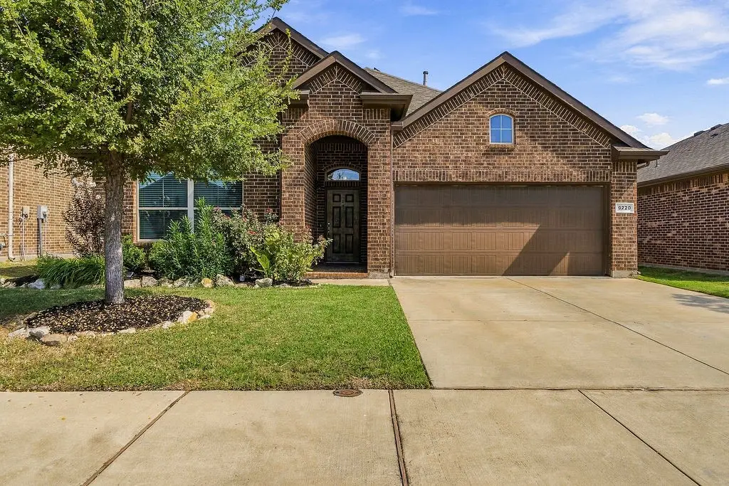 9220 Bronze Meadow Drive, Fort Worth, TX 76131 - #1