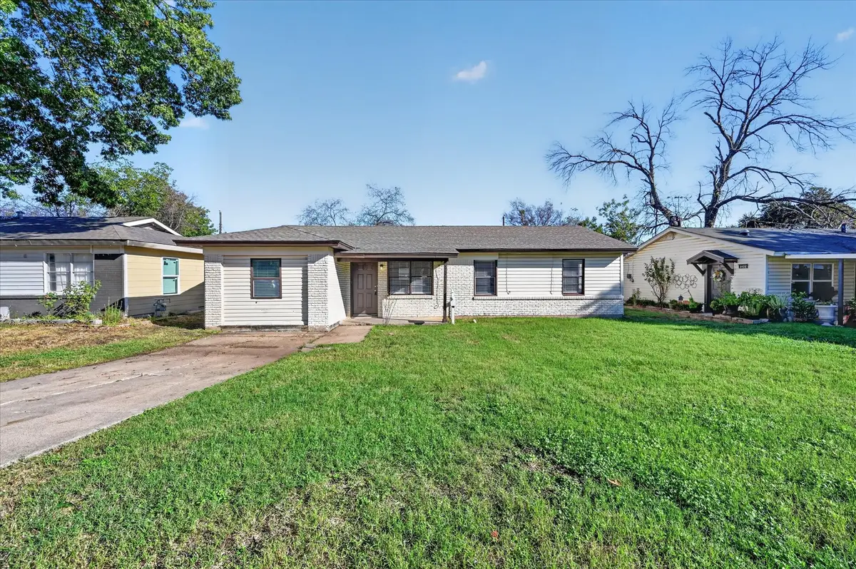 3921 Dana Drive, Haltom City, TX 76117 - #1