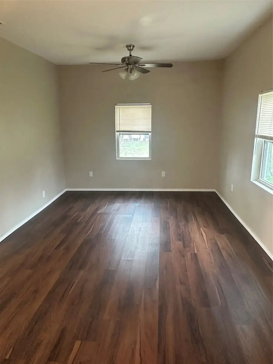 610 N Mason Street, Bowie, TX 76230 - #3