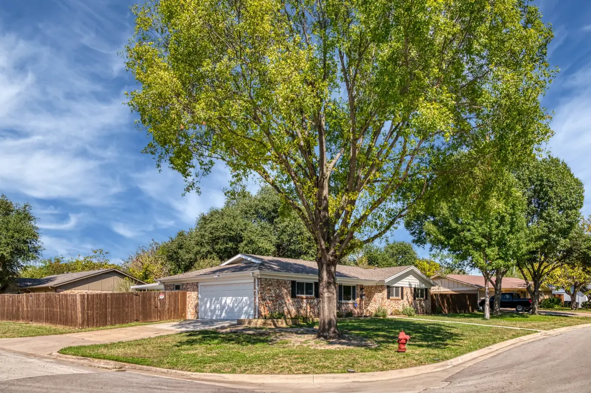 7601 Noreast Drive, North Richland Hills, TX 76180 - #1
