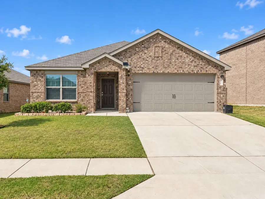 220 Drifter Drive, Newark, TX 76071 - #2