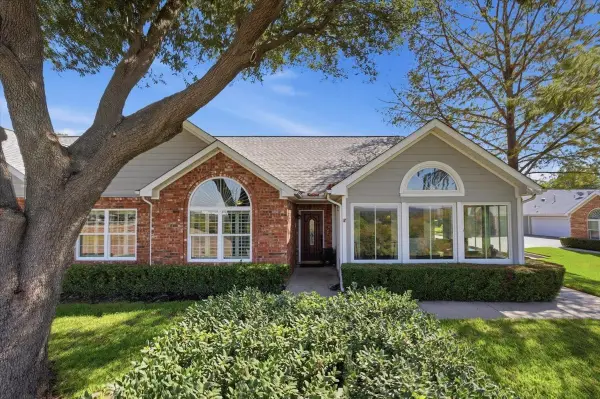 6137 Haley Lane, Fort Worth, TX 76132