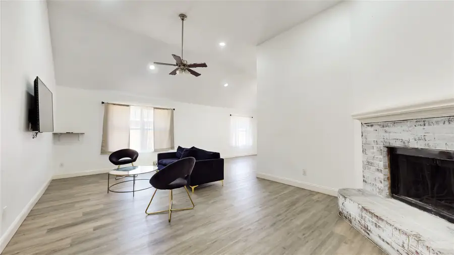 1402 Calais Court, Euless, TX 76040 - #3