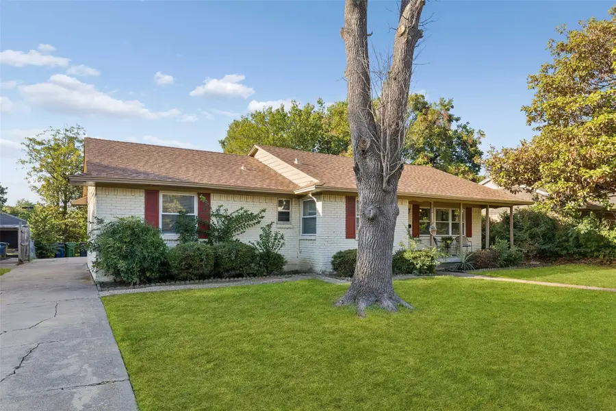 132 W Kenwood Drive, Garland, TX 75041 - #2