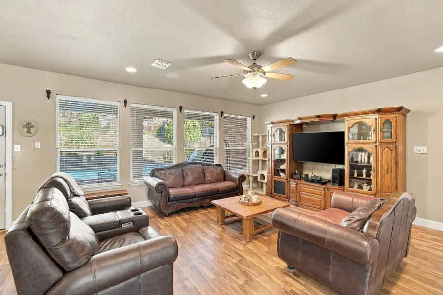 1909 Nancy Jane Circle, Garland, TX 75043 - #2