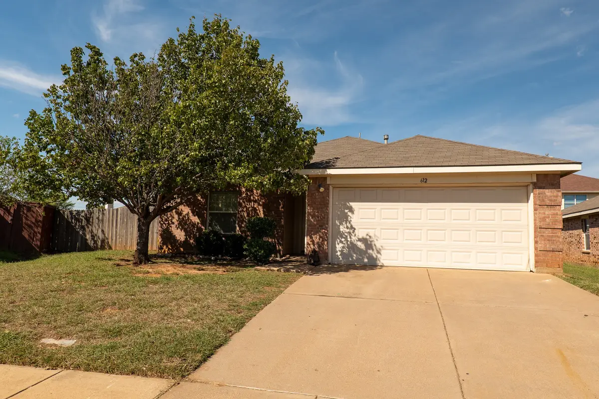 612 Pineview Lane, Fort Worth, TX 76140 - #1