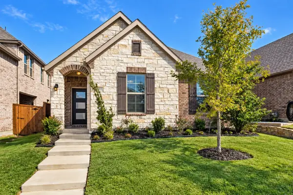 1453 Sun Garden Way, Justin, TX 76247