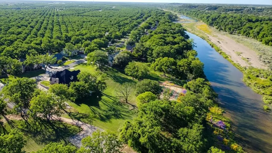 8820 Ravenswood Road, Granbury, TX 76049 - #2