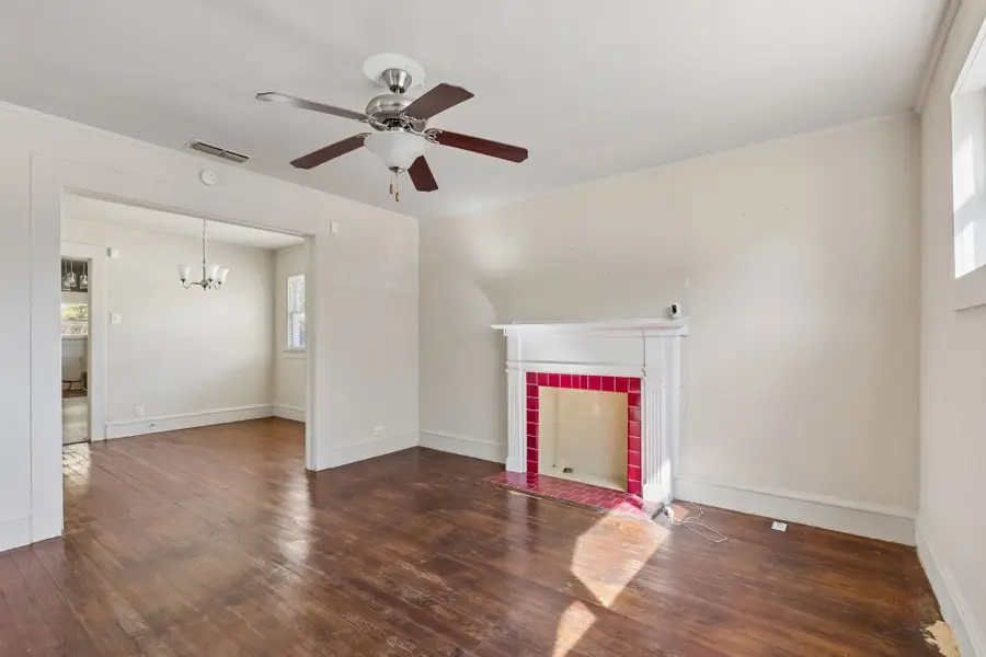 1217 Verbena Street, Fort Worth, TX 76104 - #3