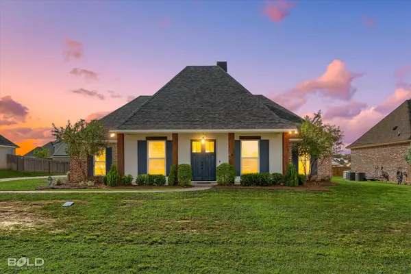 311 Donna Lane, Stonewall, LA 71078